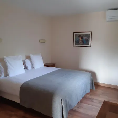 Des Roches - Climatisation 3* Les Eyzies