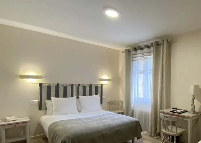 Hotel Des Roches - Climatisation Les Eyzies